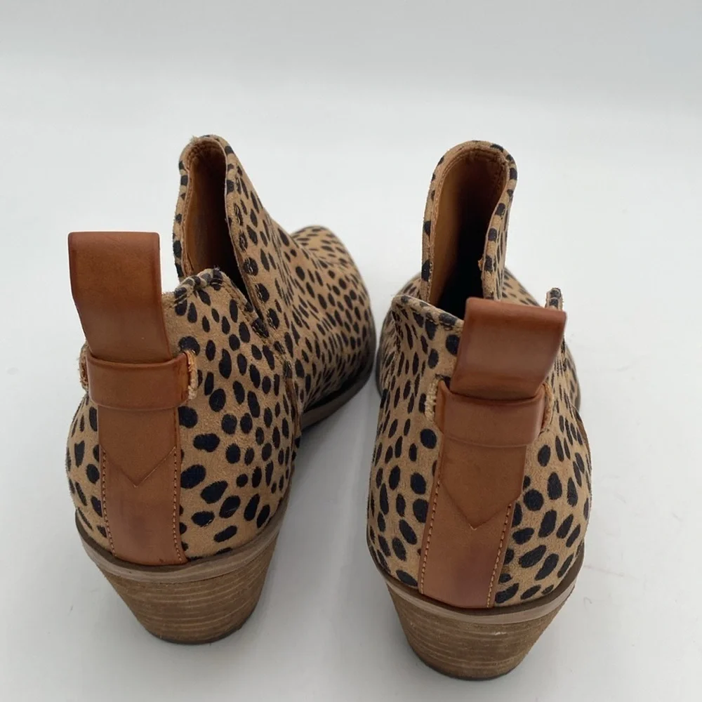Nine West Tan and Black Ankle Booties women 7.5 Casual festival retro office Y2K